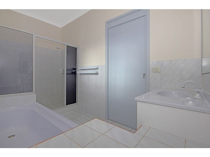 106 Edward Road, Batehaven NSW 2536