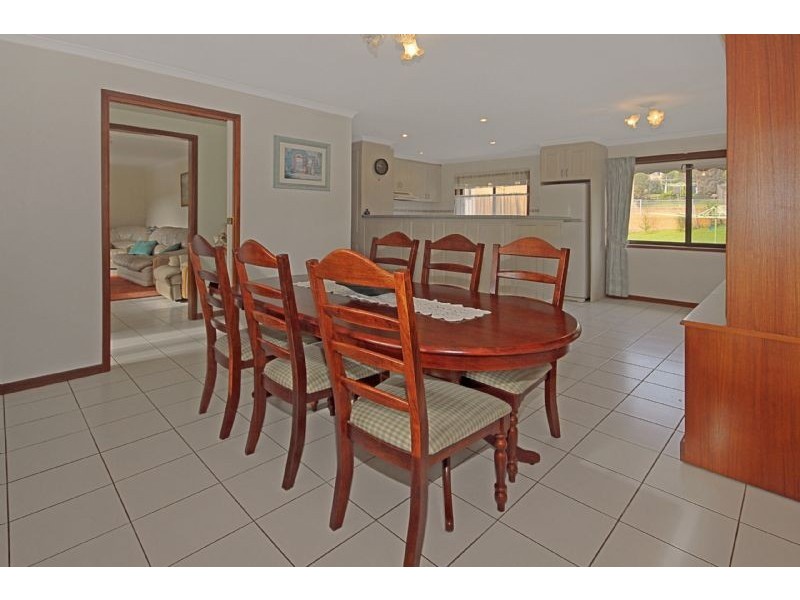 11 Binda Street, Malua Bay NSW 2536
