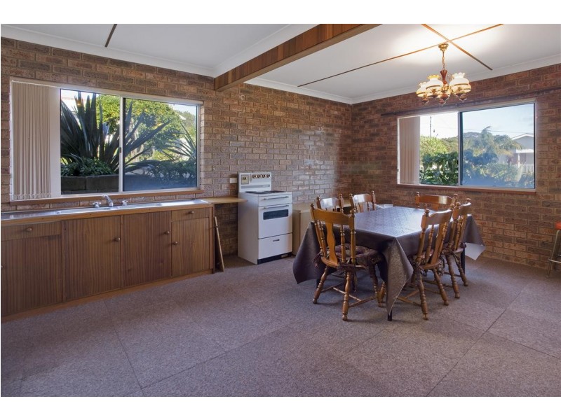 24 Boondi Street, Malua Bay NSW 2536
