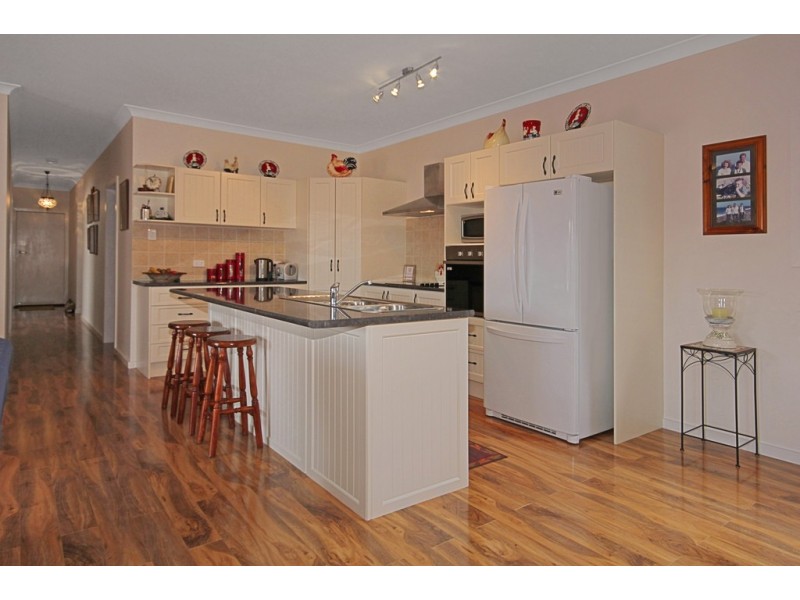 41 Broomfield Crescent, Long Beach NSW 2536