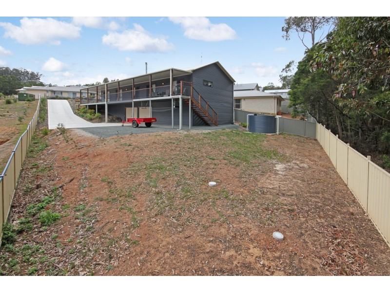 41 Broomfield Crescent, Long Beach NSW 2536