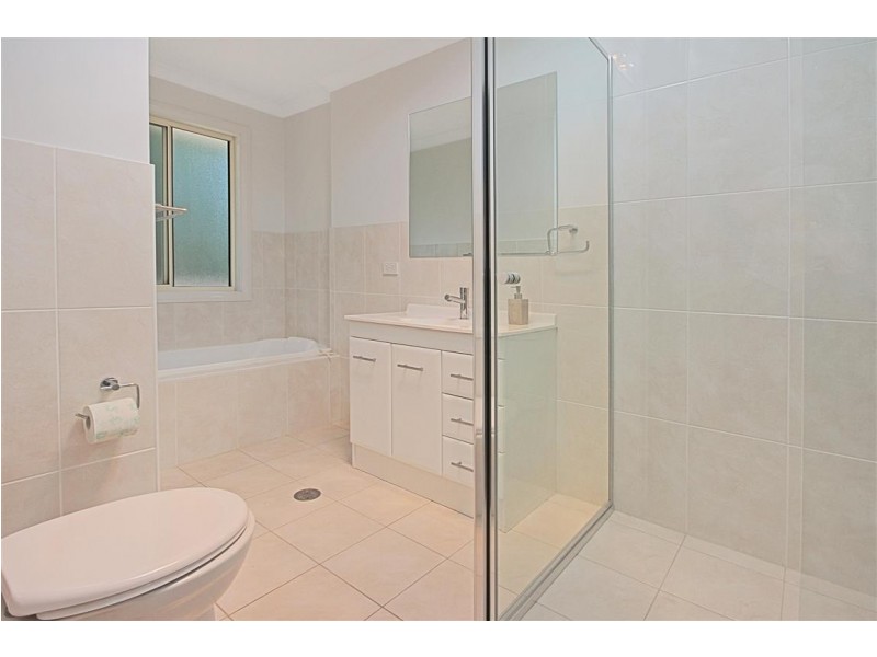 8 Litchfield Crescent, Long Beach NSW 2536