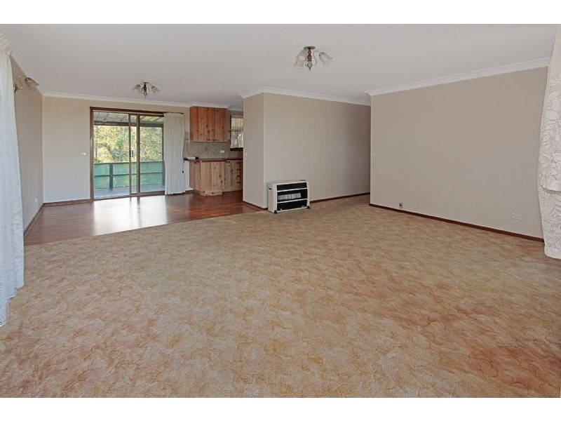 18 Forest Parade, Tomakin NSW 2537