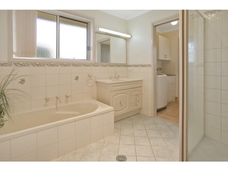 2/10 Old Princes Highway, Batemans Bay NSW 2536