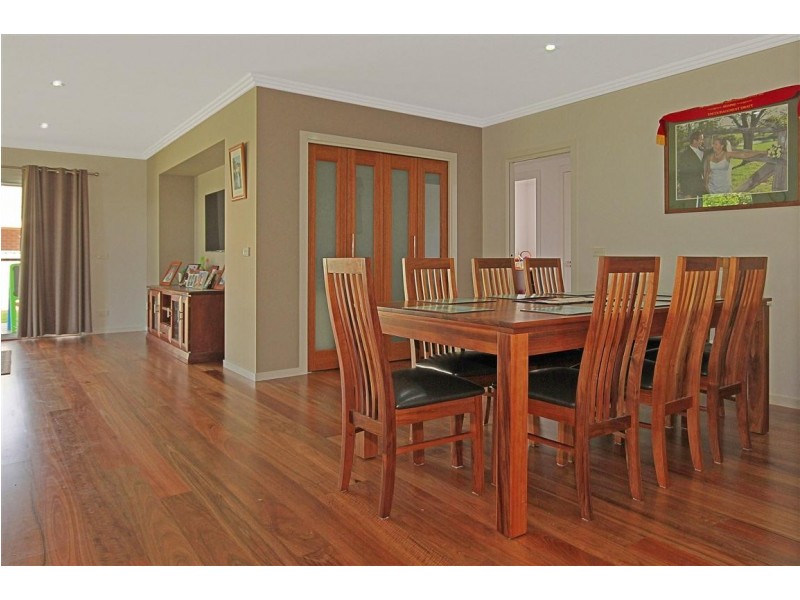 10 Marcelle Close, Broulee NSW 2537