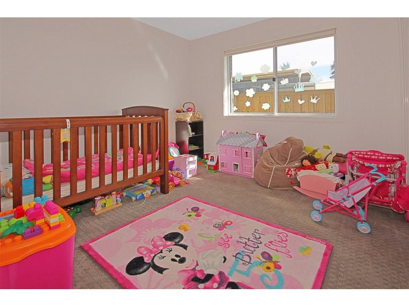 10 Marcelle Close, Broulee NSW 2537