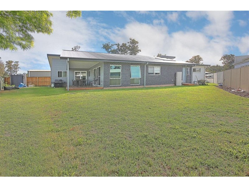 10 Marcelle Close, Broulee NSW 2537