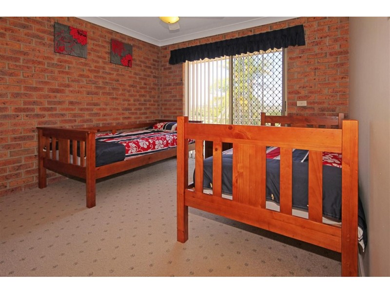 4/70 Cook Avenue, Surf Beach NSW 2536