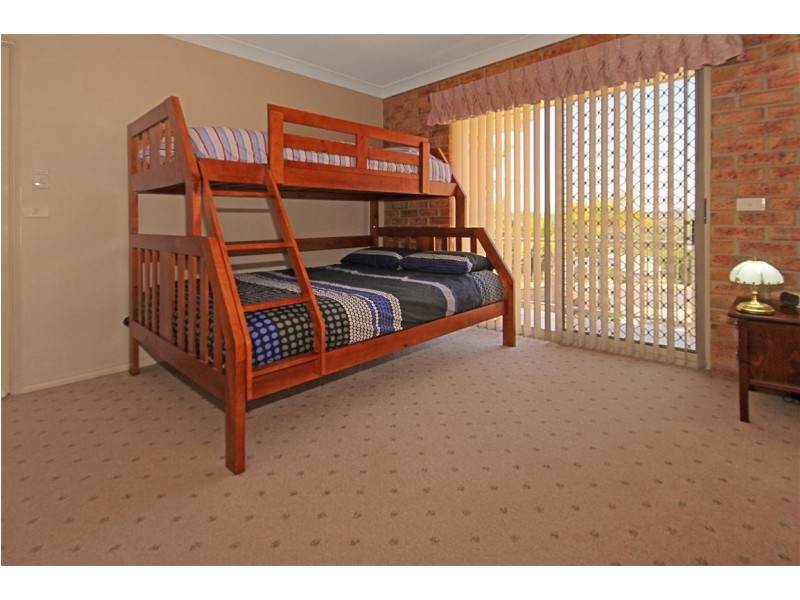 4/70 Cook Avenue, Surf Beach NSW 2536