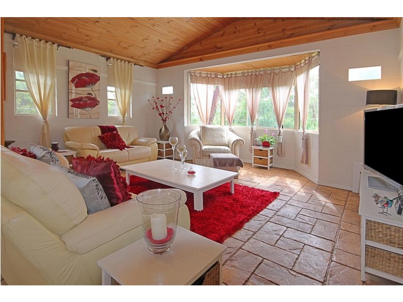 6 Sea Acres Drive, Long Beach NSW 2536