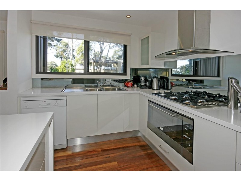 2/542 Beach Road, Denhams Beach NSW 2536