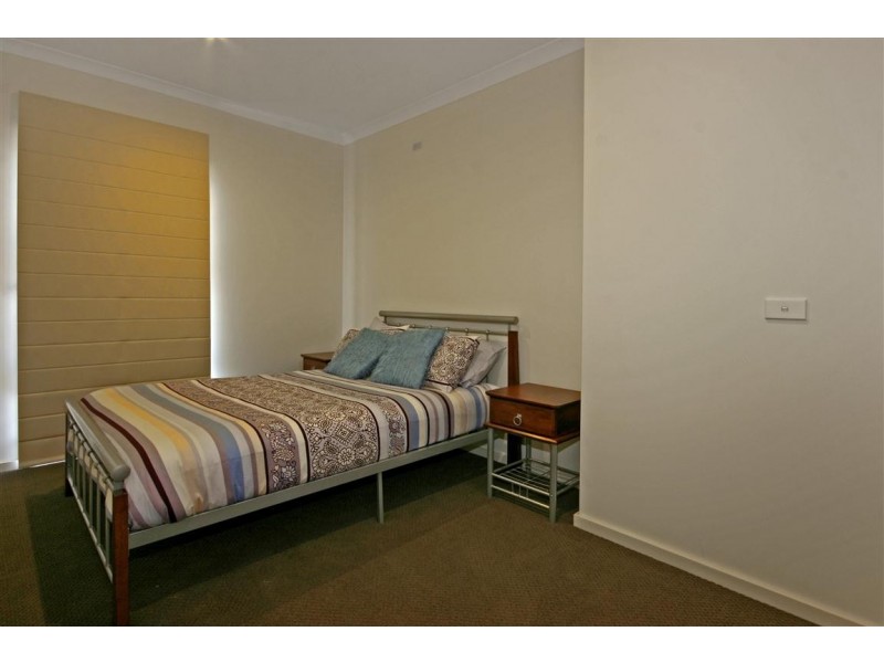 2/542 Beach Road, Denhams Beach NSW 2536