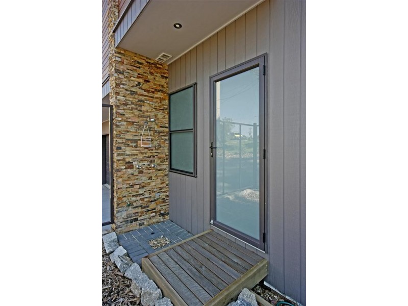 2/542 Beach Road, Denhams Beach NSW 2536