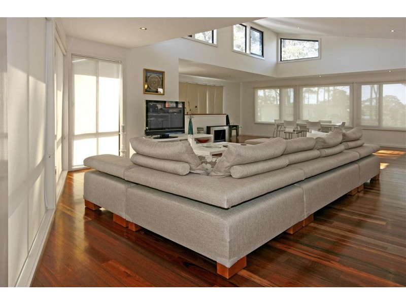 2/542 Beach Road, Denhams Beach NSW 2536