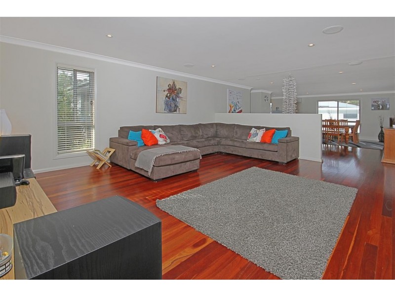 54 Courtenay Crescent, Long Beach NSW 2536