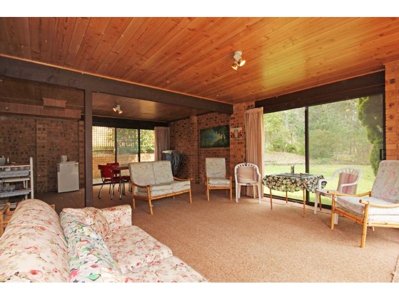 72 Cook Avenue, Surf Beach NSW 2536