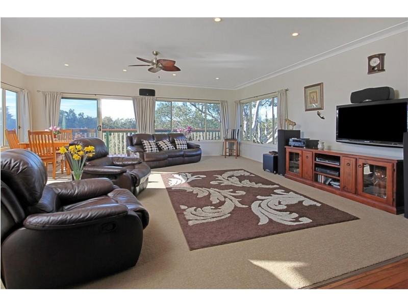 55 Bavarde Avenue, Batemans Bay NSW 2536