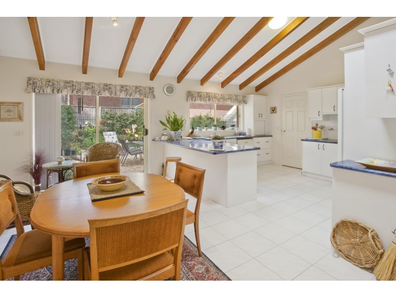 1 Edgewood Place, Denhams Beach NSW 2536
