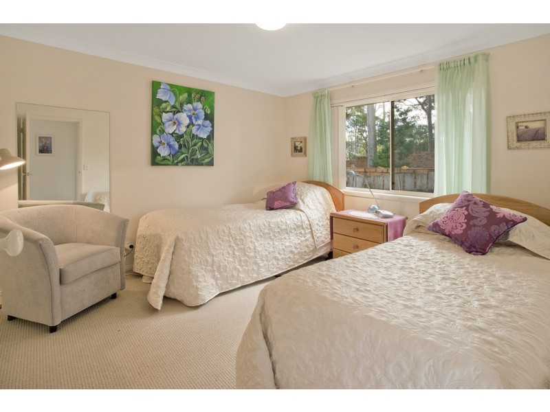1 Edgewood Place, Denhams Beach NSW 2536
