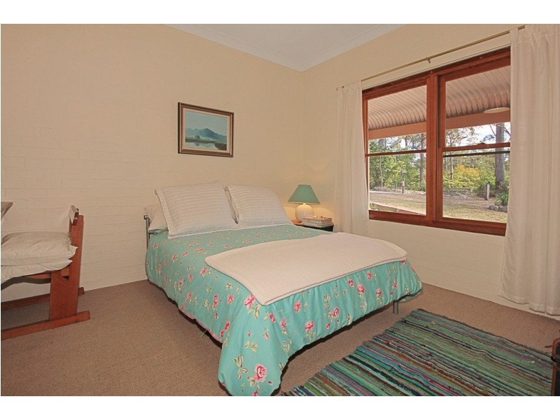 18 Sproxtons Lane, Nelligen NSW 2536