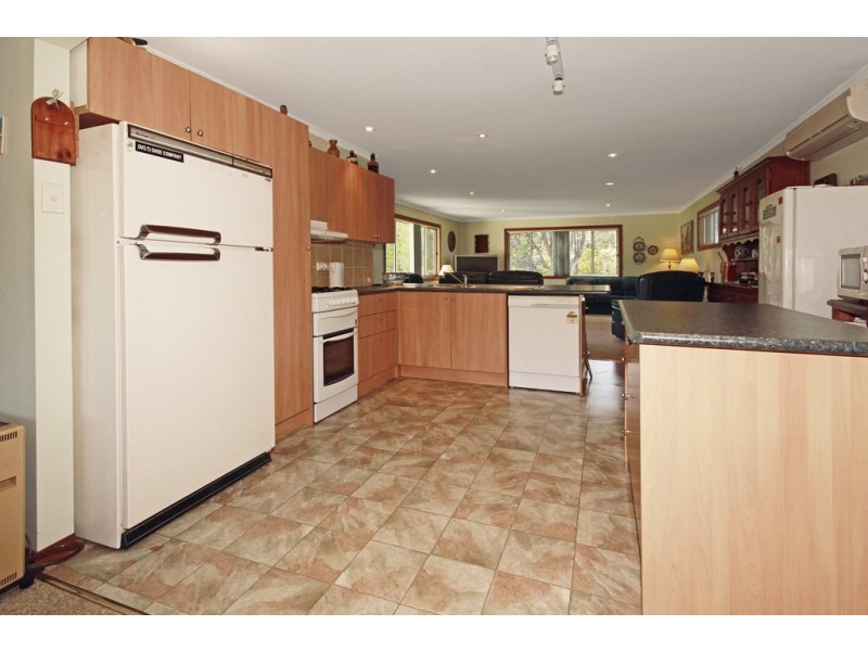 2 Wimbin Avenue, Malua Bay NSW 2536