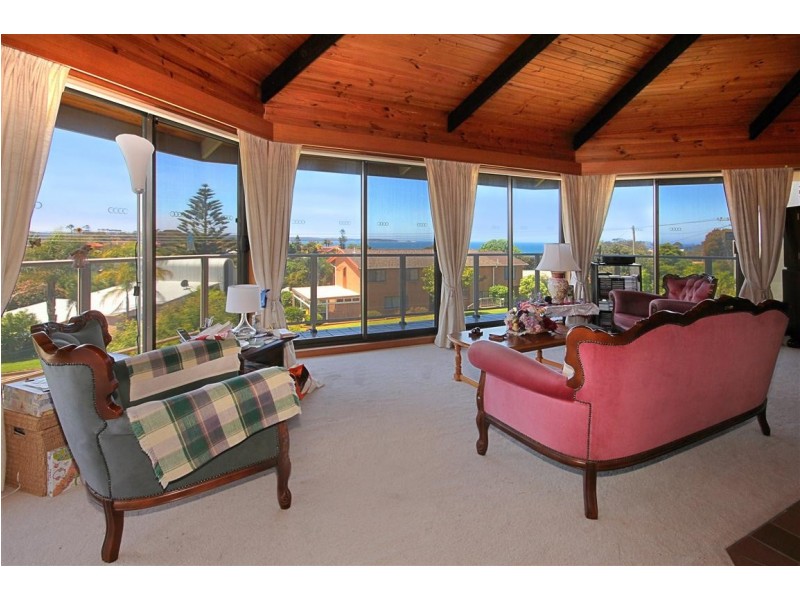 2 View Street, Batehaven NSW 2536
