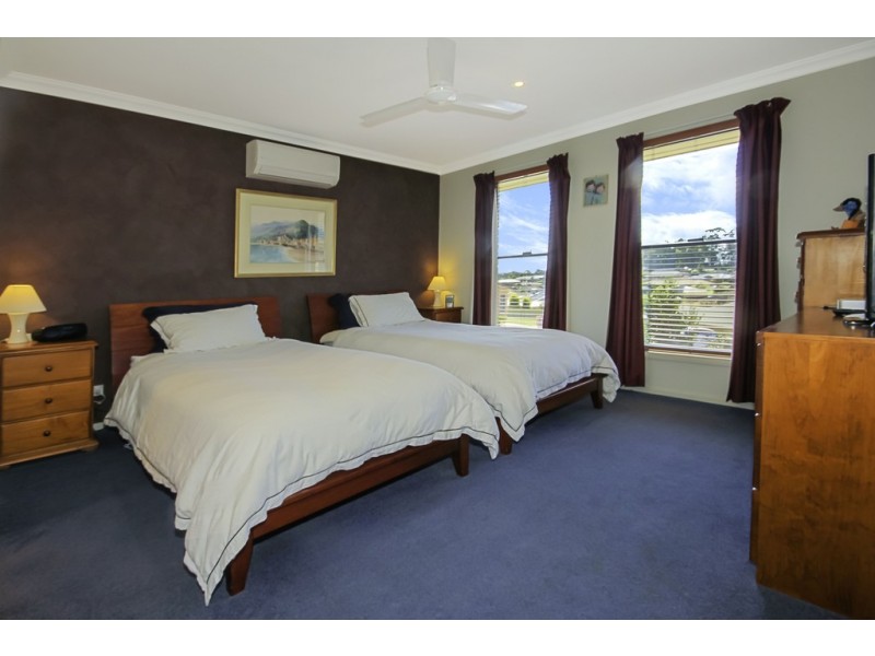 5 Gosse Place, Sunshine Bay NSW 2536