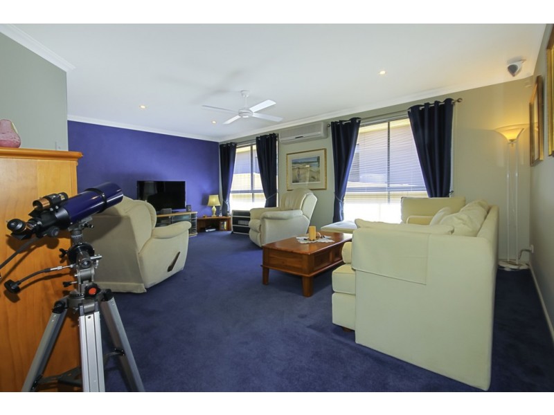 5 Gosse Place, Sunshine Bay NSW 2536