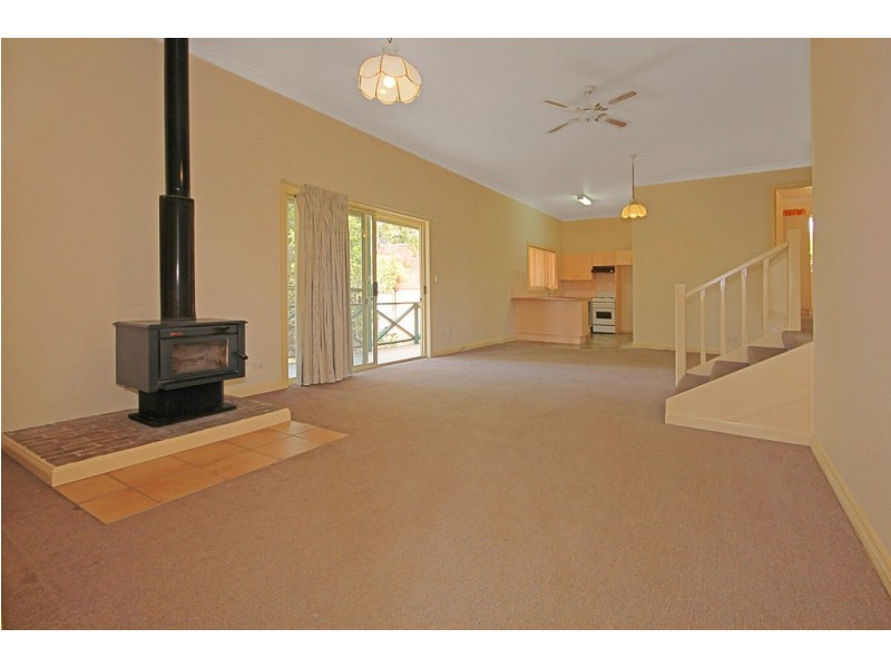 60 Berrima Parade, Surfside NSW 2536