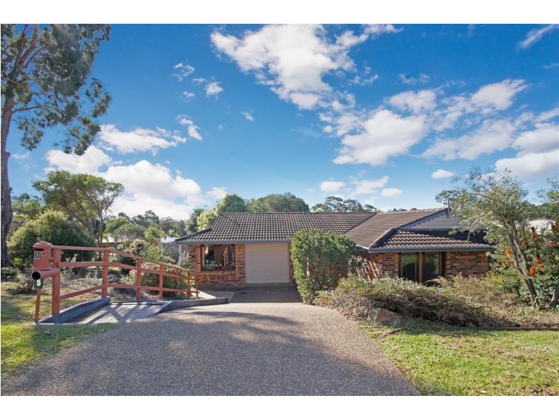 5 Blaxland Crescent, Sunshine Bay NSW 2536