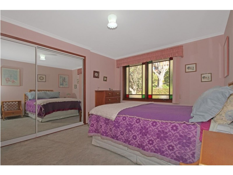 5 Blaxland Crescent, Sunshine Bay NSW 2536