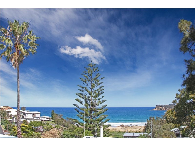 8 Nioka Avenue, Malua Bay NSW 2536