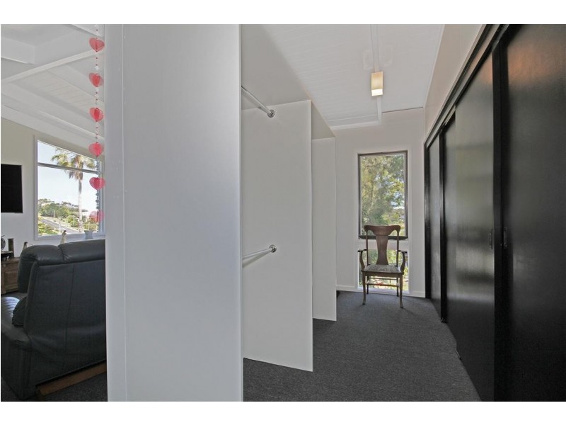 8 Nioka Avenue, Malua Bay NSW 2536