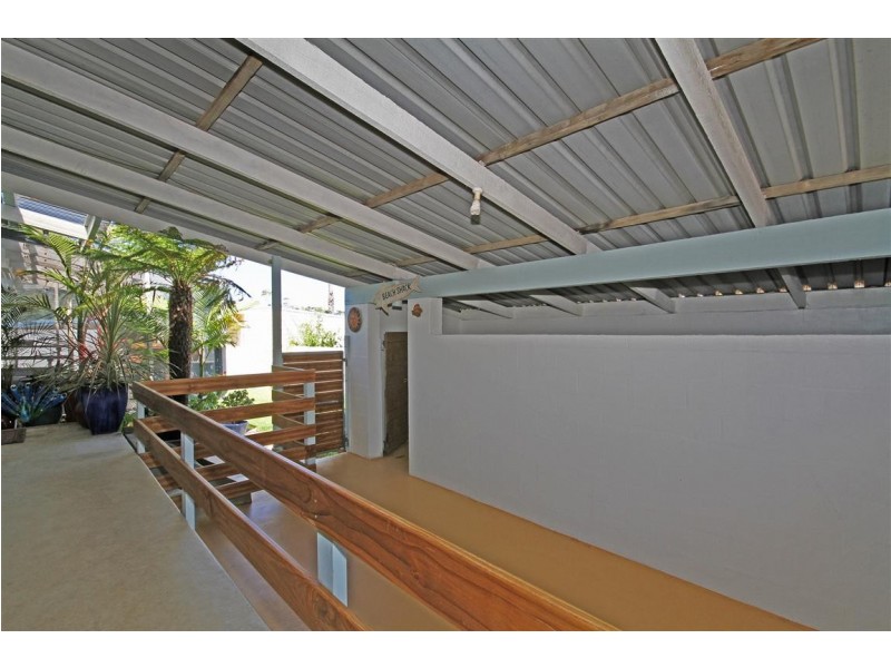 8 Nioka Avenue, Malua Bay NSW 2536