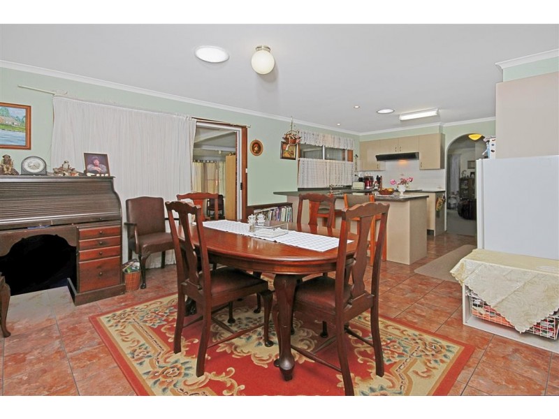 2 Thomas Mitchell Crescent, Sunshine Bay NSW 2536