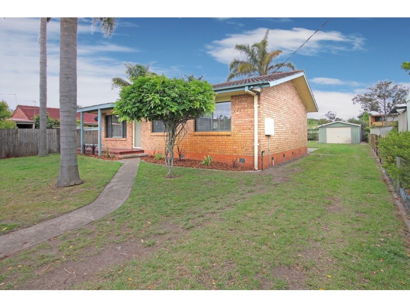 32 Ainslie Parade, Tomakin NSW 2537