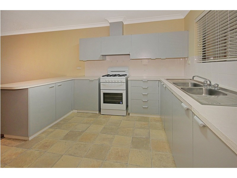 32 Ainslie Parade, Tomakin NSW 2537