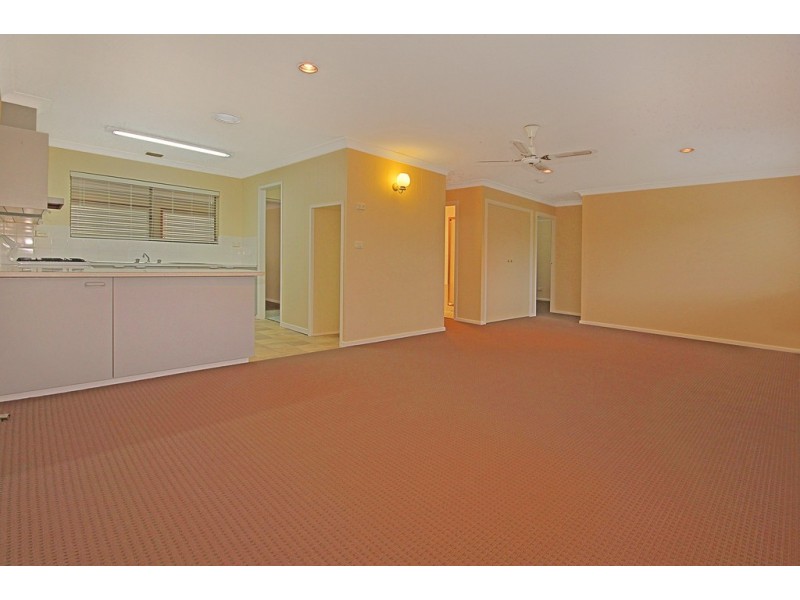 32 Ainslie Parade, Tomakin NSW 2537