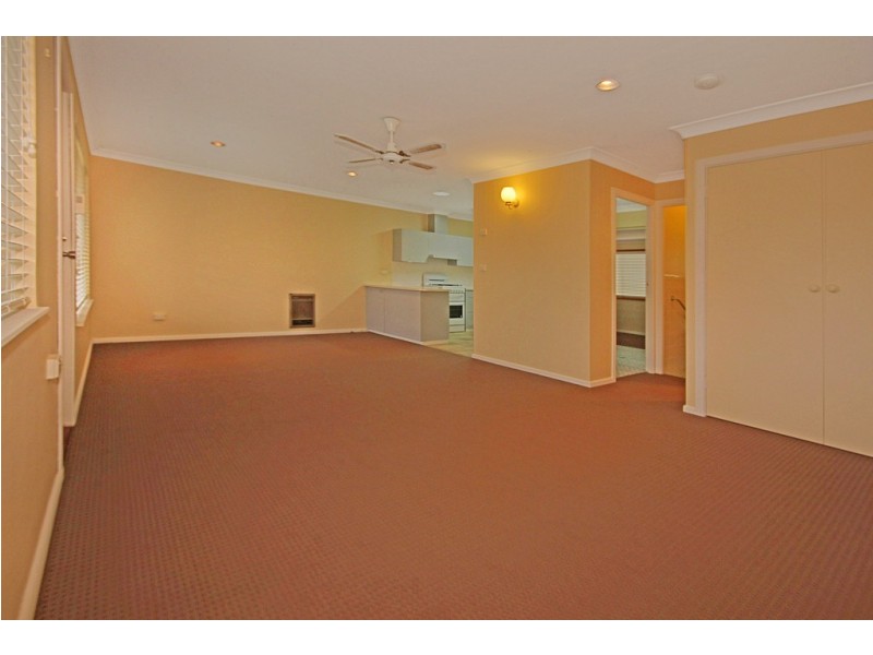 32 Ainslie Parade, Tomakin NSW 2537