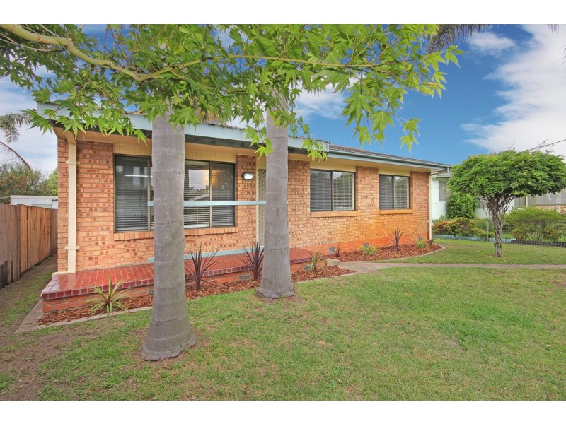 32 Ainslie Parade, Tomakin NSW 2537