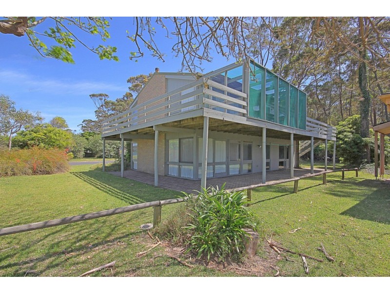 34 Bay Road, Long Beach NSW 2536