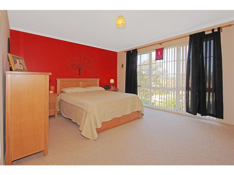 49 Eric Fenning Drive, Surf Beach NSW 2536