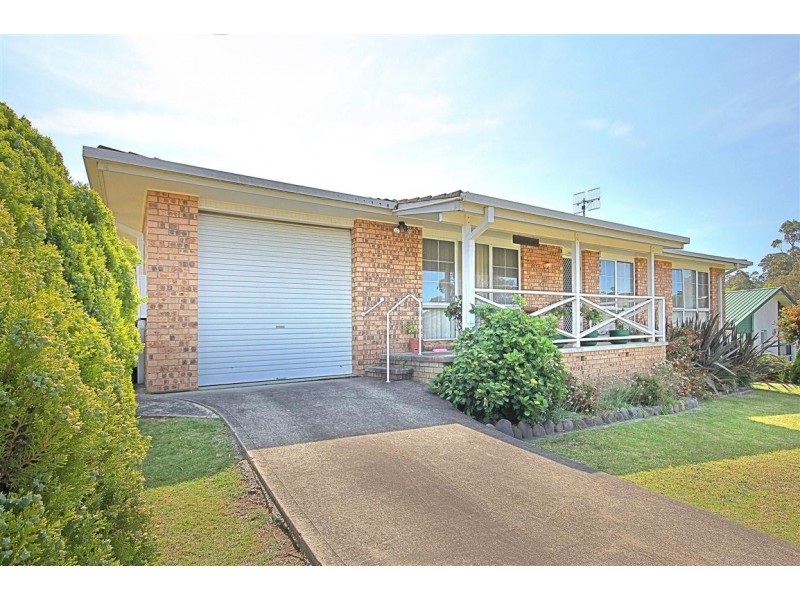 49 Eric Fenning Drive, Surf Beach NSW 2536