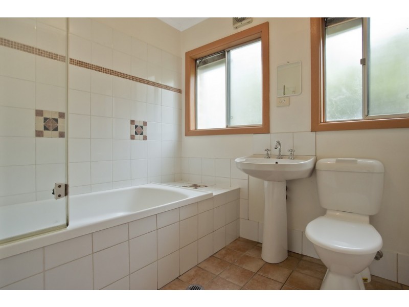 4 Osprey Place, Surfside NSW 2536