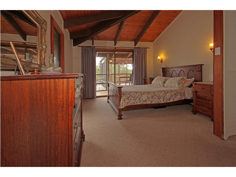 410 Dunns Creek Road, Malua Bay NSW 2536