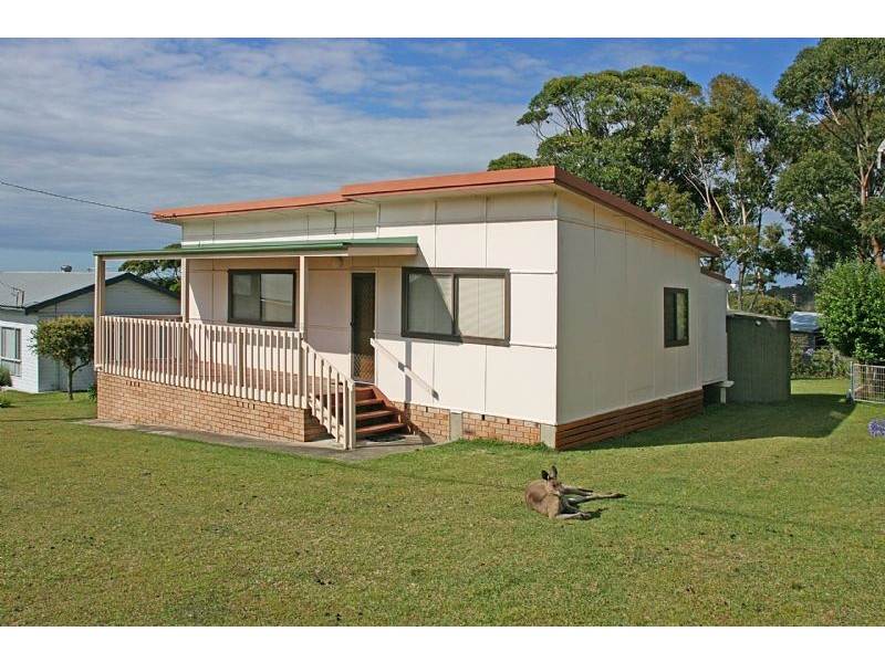 6 Livingstone Street, Durras North NSW 2536