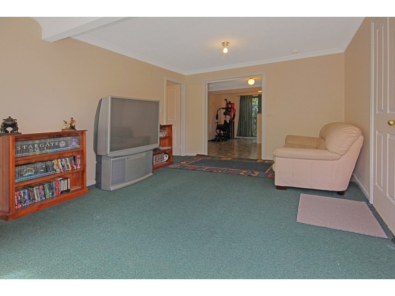 25 Beauty Crescent, Surfside NSW 2536