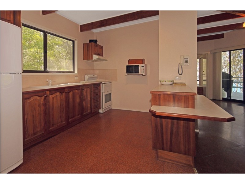 32 Beach Parade, Guerilla Bay NSW 2536