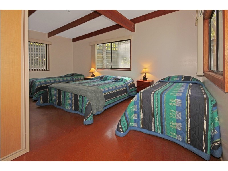 32 Beach Parade, Guerilla Bay NSW 2536