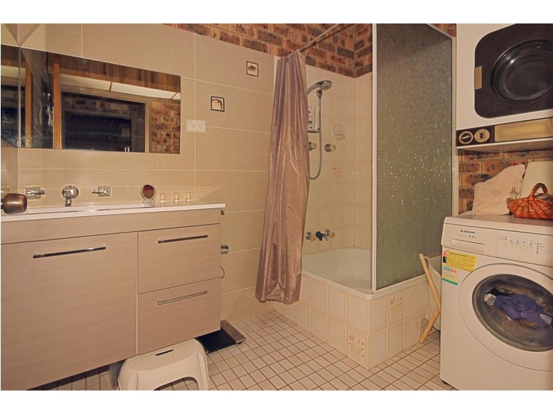 2/9 Avalon Street, Batemans Bay NSW 2536